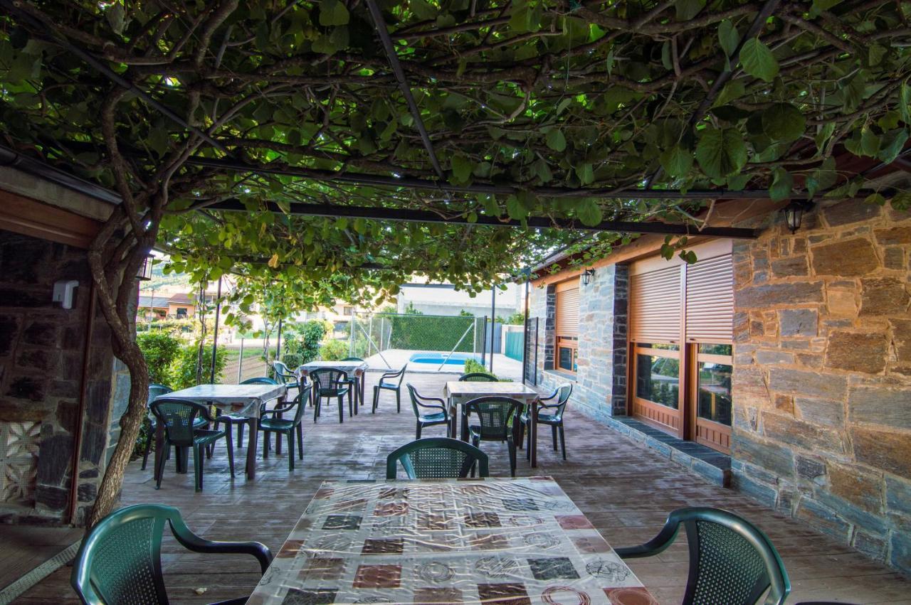 Apartamentos Rurales El Prado Pinofranqueado Exterior photo