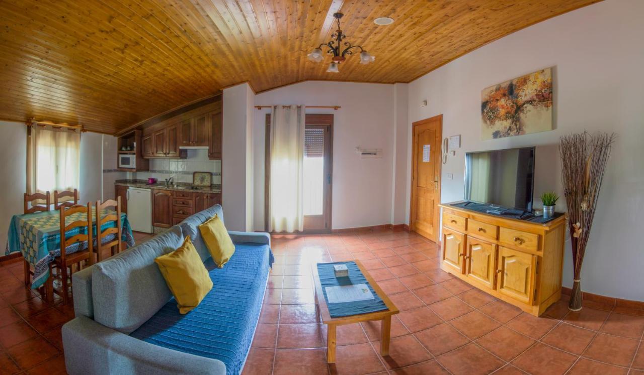 Apartamentos Rurales El Prado Pinofranqueado Exterior photo