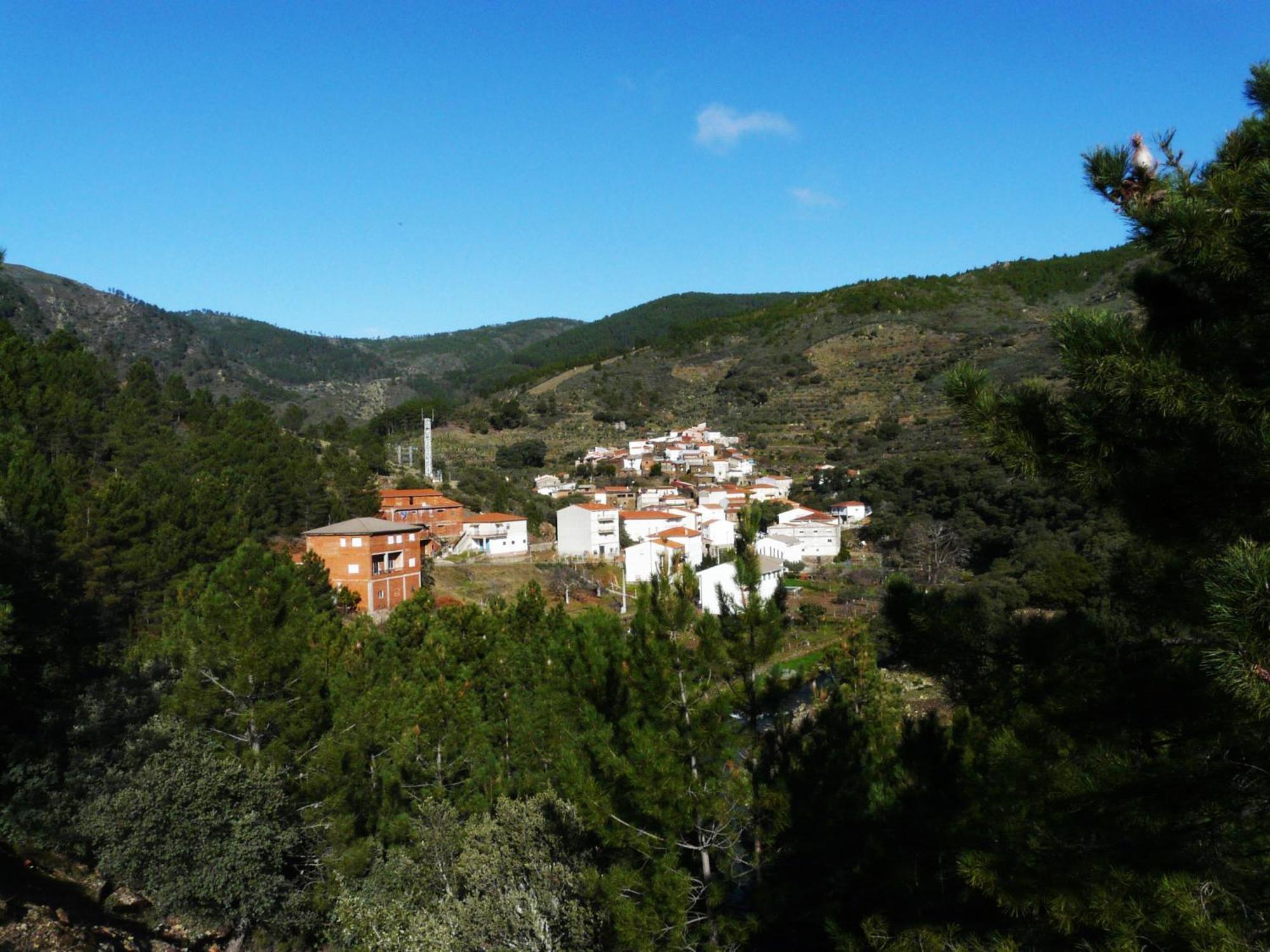 Apartamentos Rurales El Prado Pinofranqueado Exterior photo