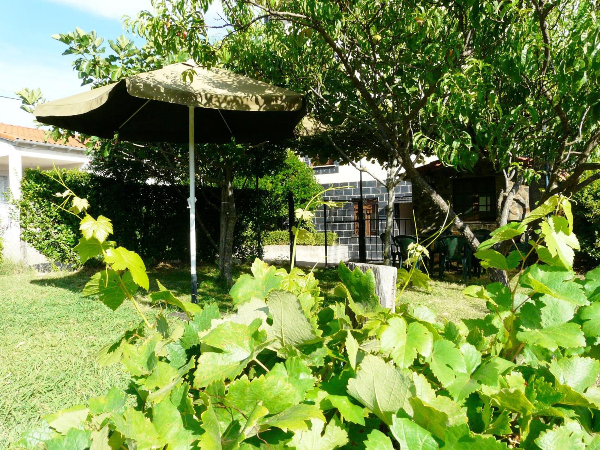 Apartamentos Rurales El Prado Pinofranqueado Exterior photo