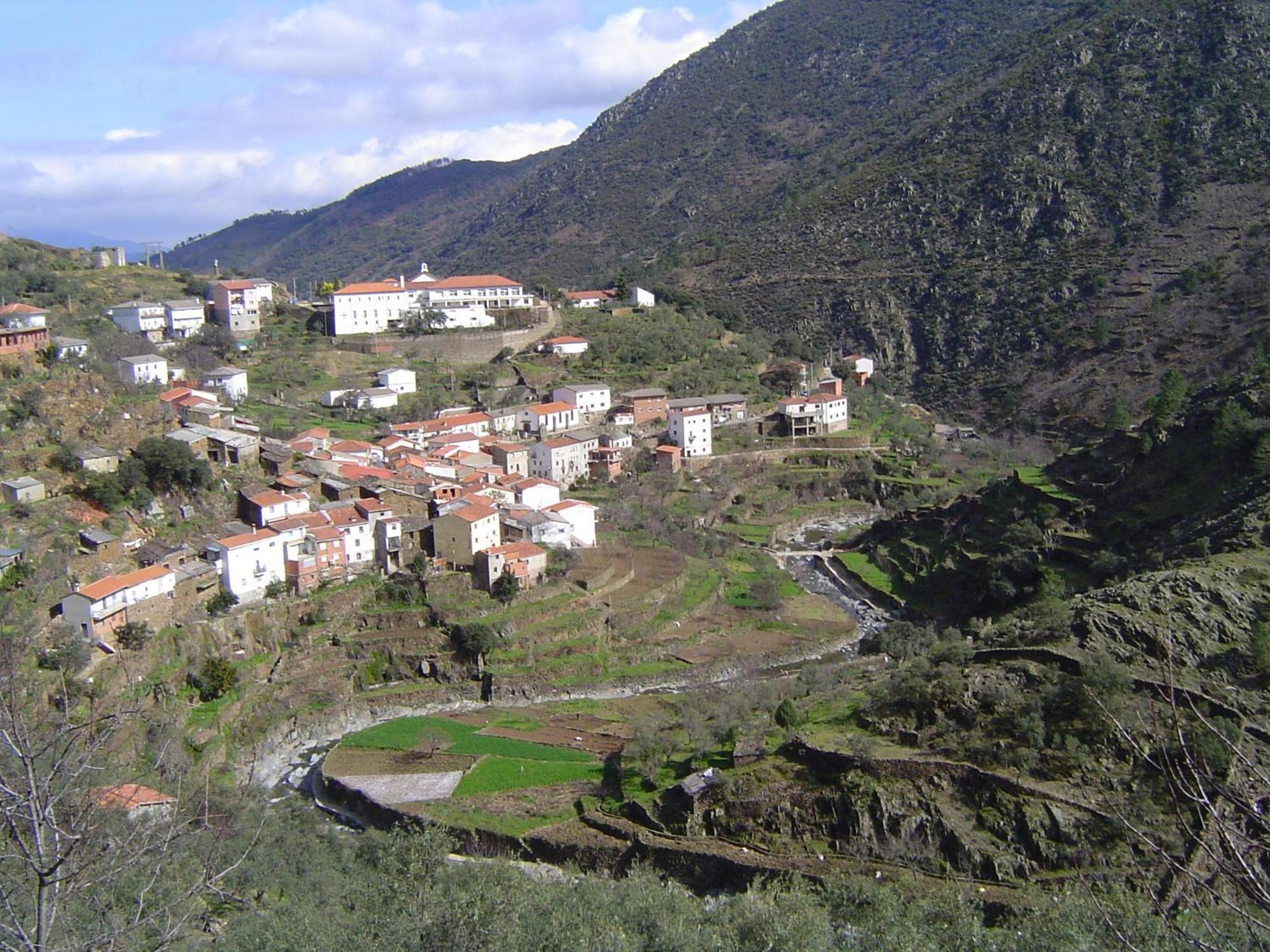 Apartamentos Rurales El Prado Pinofranqueado Exterior photo